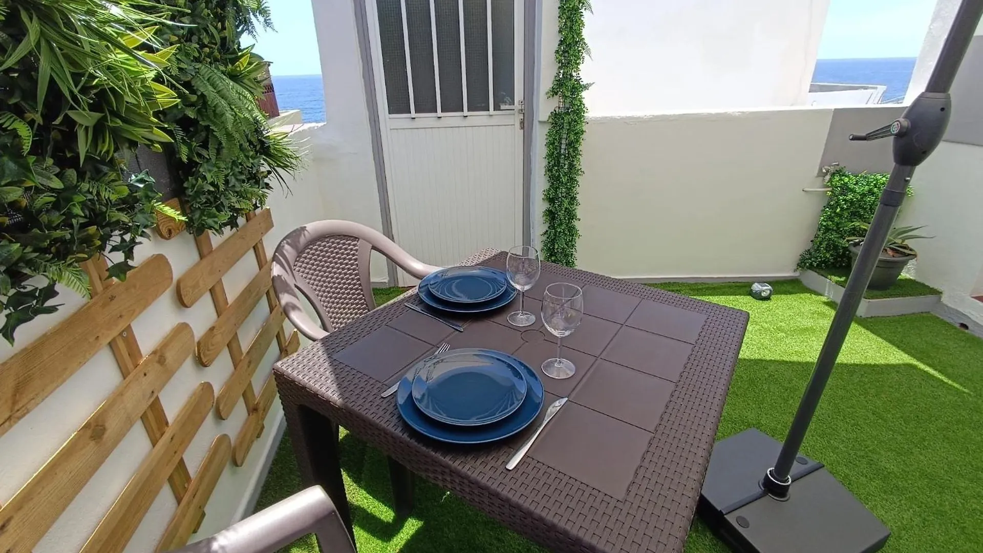 Appartement Avec Terrasse Et Vue Mer El Escobonal
